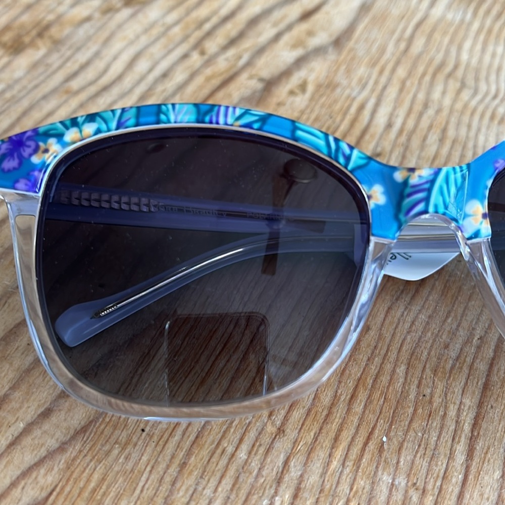 NWT Vera Bradley Ariel Sunglasses - Picture 3 of 6